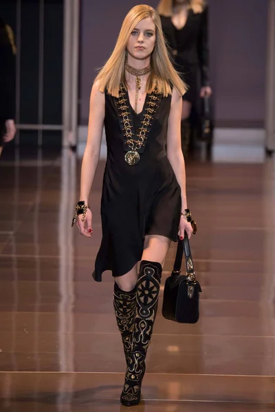Look 21